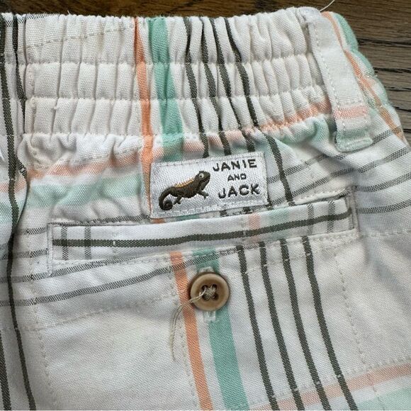 Janie and Jack 12-18mo Plaid Shorts - Picture 4 of 4